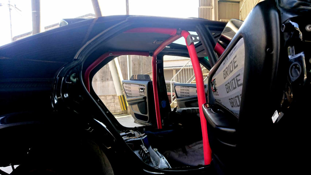 取付け 完成レポート】チェイサーJZX100 4点式ロールバー | Rollcage 