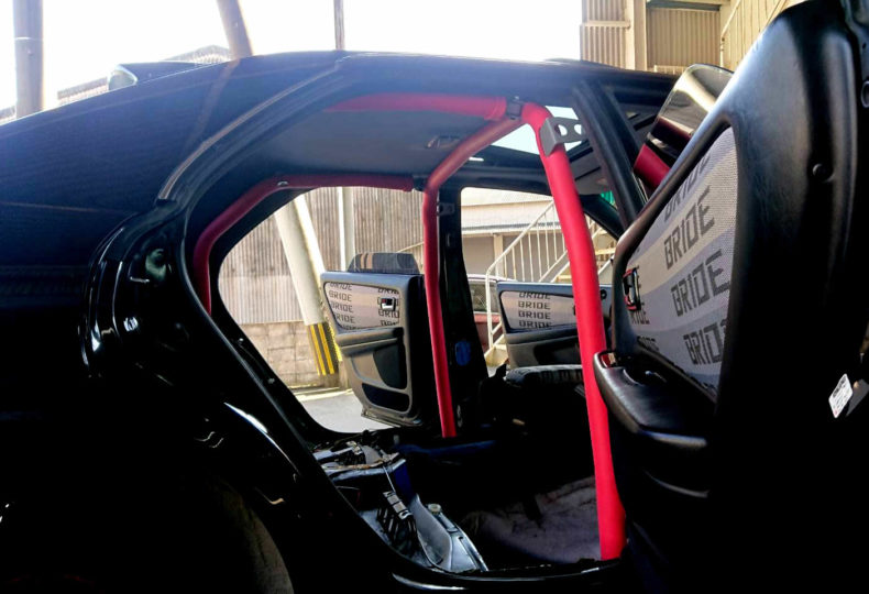 取付け 完成レポート】チェイサーJZX100 4点式ロールバー | Rollcage 